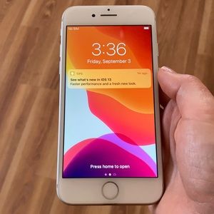 Unlocked USED iPhone 7